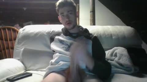 Snapshot of oliboy34 chatting on 16, 7, 2026 oliboy34 online show from 16, 7, 2026