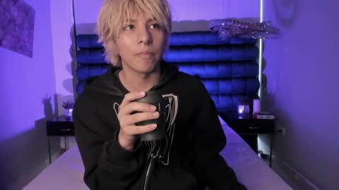 oliiverr22 online show from 18, 12, 2025