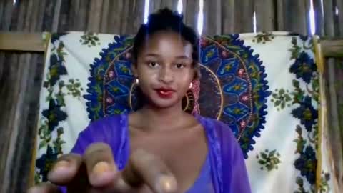 olinah610 online show from 13, 5, 2026