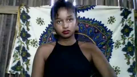 Snapshot of olinah610 chatting on 20, 5, 2026 olinah610 online show from 20, 5, 2026