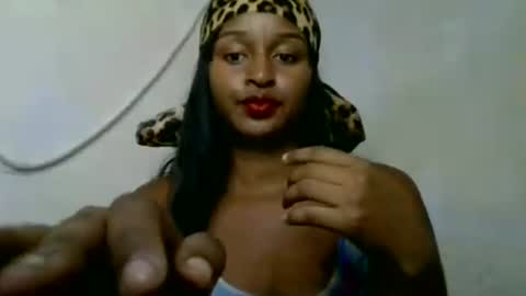 Snapshot of olinah610 chatting on 20, 6, 2026 olinah610 online show from 20, 6, 2026
