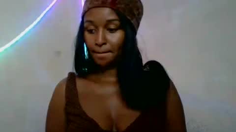 Snapshot of olinah610 chatting on 25, 6, 2026 olinah610 online show from 25, 6, 2026