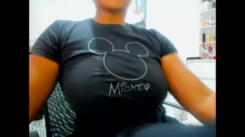 olivahot30 online show from 23, 12, 2024