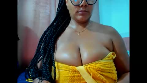 olivahot30 online show from 15, 2, 2025