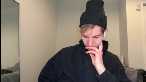 Oliver Beck online show from 1, 2, 2025