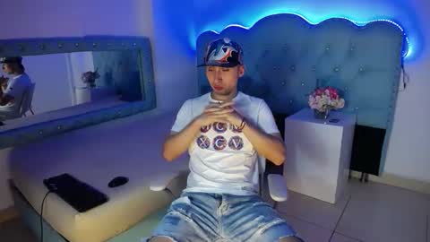 Oliver Benedetti online show from 3, 2, 2026