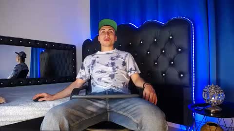 Oliver Benedetti online show from 4, 2, 2026