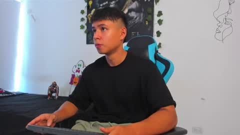 Oliver bray online show from 23, 2, 2025