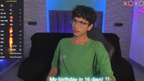 Snapshot of oliver_fast_ chatting on 30, 1, 2025 Oliver fast online show from 30, 1, 2025