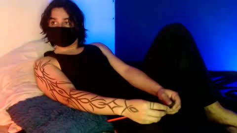 oliver_laid_2023 online show from 12, 1, 2025