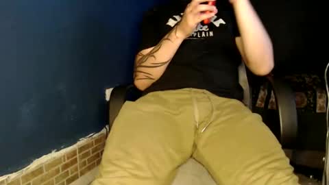 oliver_laid_2023 online show from 2, 2, 2026