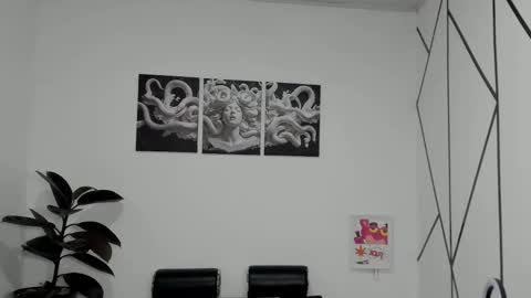 oliver mr  online show from 10, 11, 2025