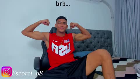 Snapshot of oliver_smith_2 chatting on 19, 11, 2025 oliver_smith_2 online show from 19, 11, 2025