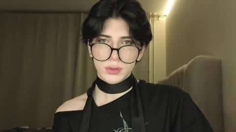 oliver online show from 10, 3, 2026