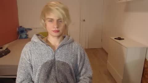 Oliver online show from 1, 12, 2025