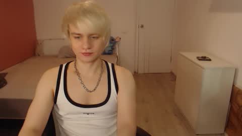 Snapshot of oliver_sweet_ chatting on 16, 2, 2026 Oliver online show from 16, 2, 2026