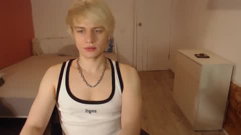 Snapshot of oliver_sweet_ chatting on 17, 2, 2026 Oliver online show from 17, 2, 2026