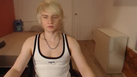 Snapshot of oliver_sweet_ chatting on 27, 2, 2026 Oliver online show from 27, 2, 2026