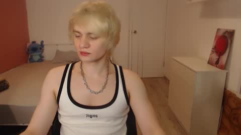 Snapshot of oliver_sweet_ chatting on 2, 3, 2026 Oliver online show from 2, 3, 2026