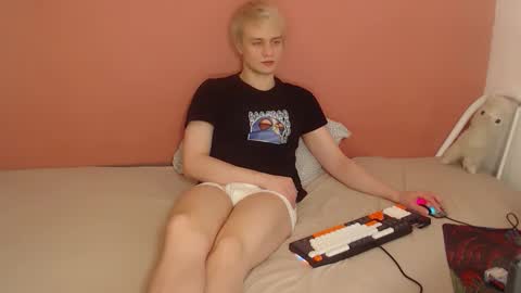 Snapshot of oliver_sweet_ chatting on 4, 3, 2026 Oliver online show from 4, 3, 2026