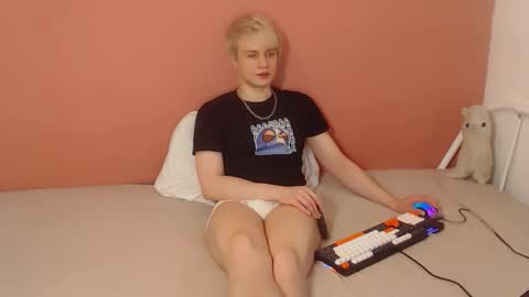 Snapshot of oliver_sweet_ chatting on 14, 3, 2026 Oliver online show from 14, 3, 2026