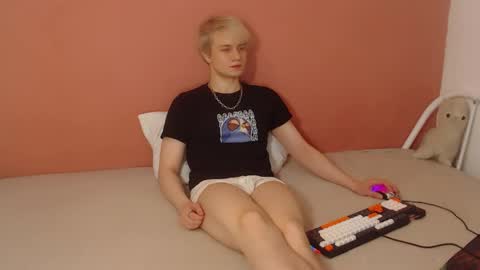 Snapshot of oliver_sweet_ chatting on 21, 3, 2026 Oliver online show from 21, 3, 2026