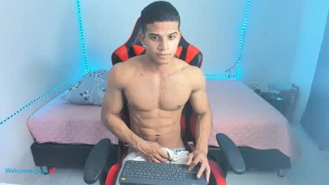 Snapshot of oliver_thompsson chatting on 14, 5, 2026 oliver thompsson online show from 14, 5, 2026