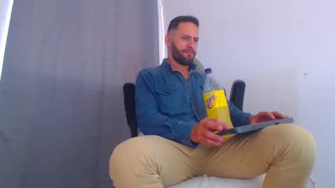 oliver online show from 11, 1, 2025