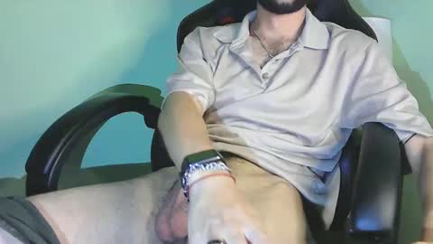 Snapshot of olivereff chatting on 10, 2, 2025 Oliver online show from 10, 2, 2025