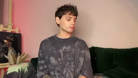 Snapshot of oliverlawrence chatting on 19, 6, 2026 oliverlawrence online show from 19, 6, 2026