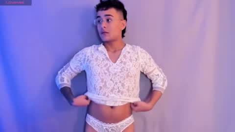 Snapshot of olivermontiel chatting on 13, 10, 2025 Oliver online show from 13, 10, 2025