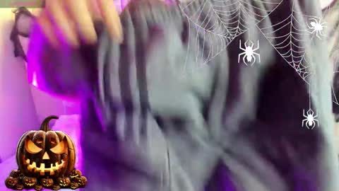 Snapshot of olivermontiel chatting on 23, 10, 2025 Oliver online show from 23, 10, 2025