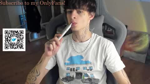 Snapshot of oliverrgroove chatting on 23, 9, 2025 oliverrgroove online show from 23, 9, 2025