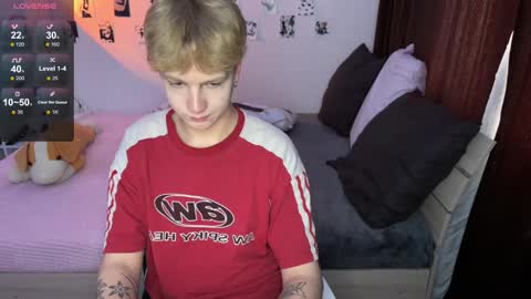 Snapshot of olivertasty chatting on 14, 9, 2025 oliver online show from 14, 9, 2025