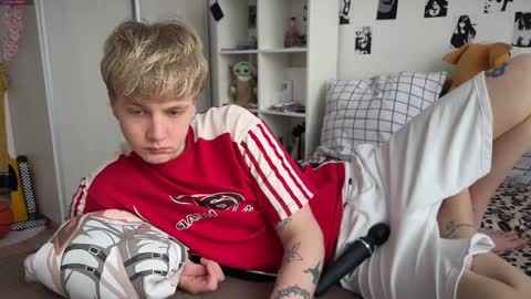 oliver online show from 6, 4, 2026