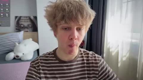 Snapshot of olivertasty chatting on 21, 6, 2026 oliver online show from 21, 6, 2026