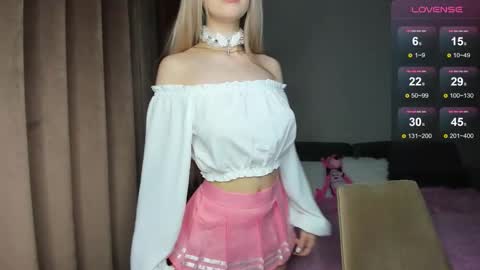 Olivia online show from 14, 11, 2025