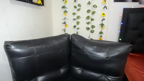 OLIVIA online show from 22, 1, 2025