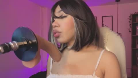 Olivia online show from 28, 9, 2025