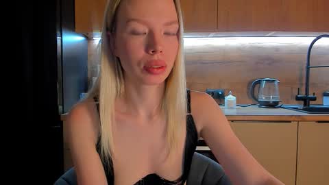 Snapshot of olivia_bells chatting on 17, 1, 2026 Olivia 3 online show from 17, 1, 2026