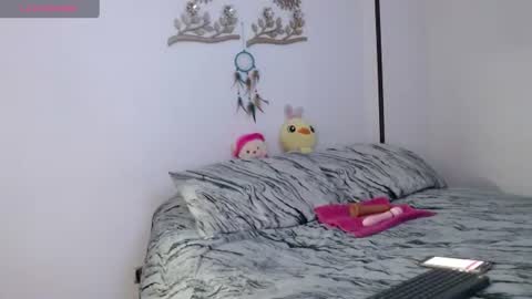 Snapshot of olivia_col chatting on 11, 6, 2026 Olivia Gonzales online show from 11, 6, 2026