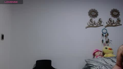 Snapshot of olivia_col chatting on 2, 7, 2026 Olivia Gonzales online show from 2, 7, 2026