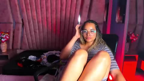 Snapshot of olivia_fox69 chatting on 10, 1, 2025 OLIVIA online show from 10, 1, 2025