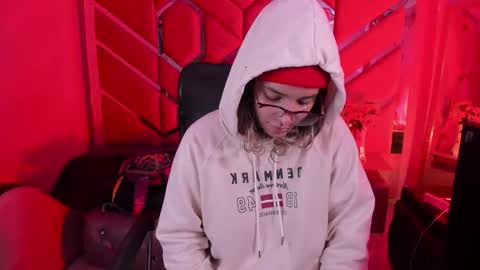 Snapshot of olivia_fox69 chatting on 16, 2, 2026 OLIVIA online show from 16, 2, 2026