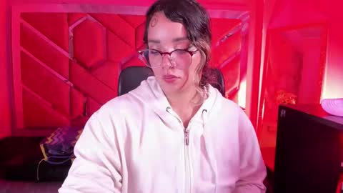 Snapshot of olivia_fox69 chatting on 2, 3, 2026 OLIVIA online show from 2, 3, 2026