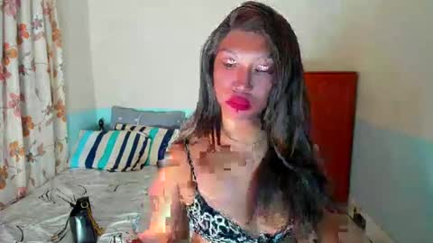 OLIVIA online show from 10, 2, 2025