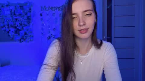 Snapshot of olivia_lily chatting on 20, 3, 2026 olivia_lily online show from 20, 3, 2026