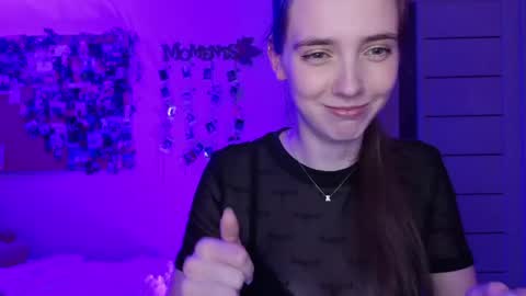 Snapshot of olivia_lily chatting on 30, 3, 2026 olivia_lily online show from 30, 3, 2026