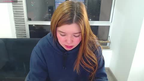 Snapshot of olivia_martine chatting on 2, 12, 2024 olivia_martine online show from 2, 12, 2024