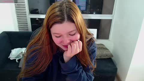 Snapshot of olivia_martine chatting on 12, 12, 2024 olivia_martine online show from 12, 12, 2024